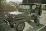 Willys mit Claude am Steuer