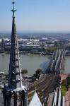 Blick nach Osten auf Hohenzollernbrücke