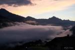 Morgennebel in den Alpen