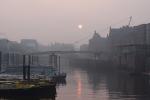 Sonnenaufgang im Hafen