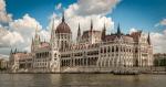 Parlamentsgebäude Budapest in Farbe