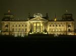 Reichstag bei Nacht