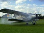 Russische Antonov AN-2 beim Start