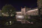 Die Plaza de Espana in Sevilla bei Nacht