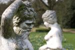 Wasserschloss Dorsten Figur mit Frau