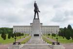 Statue von Lord Carson auf der Prince of Wales Avenue (1)