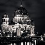 Berliner Dom bei Nacht